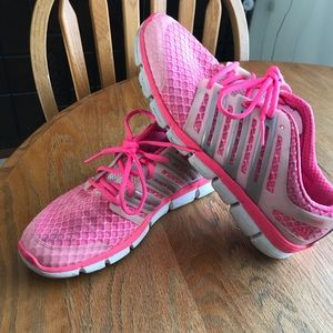 Running shoes by cool gear